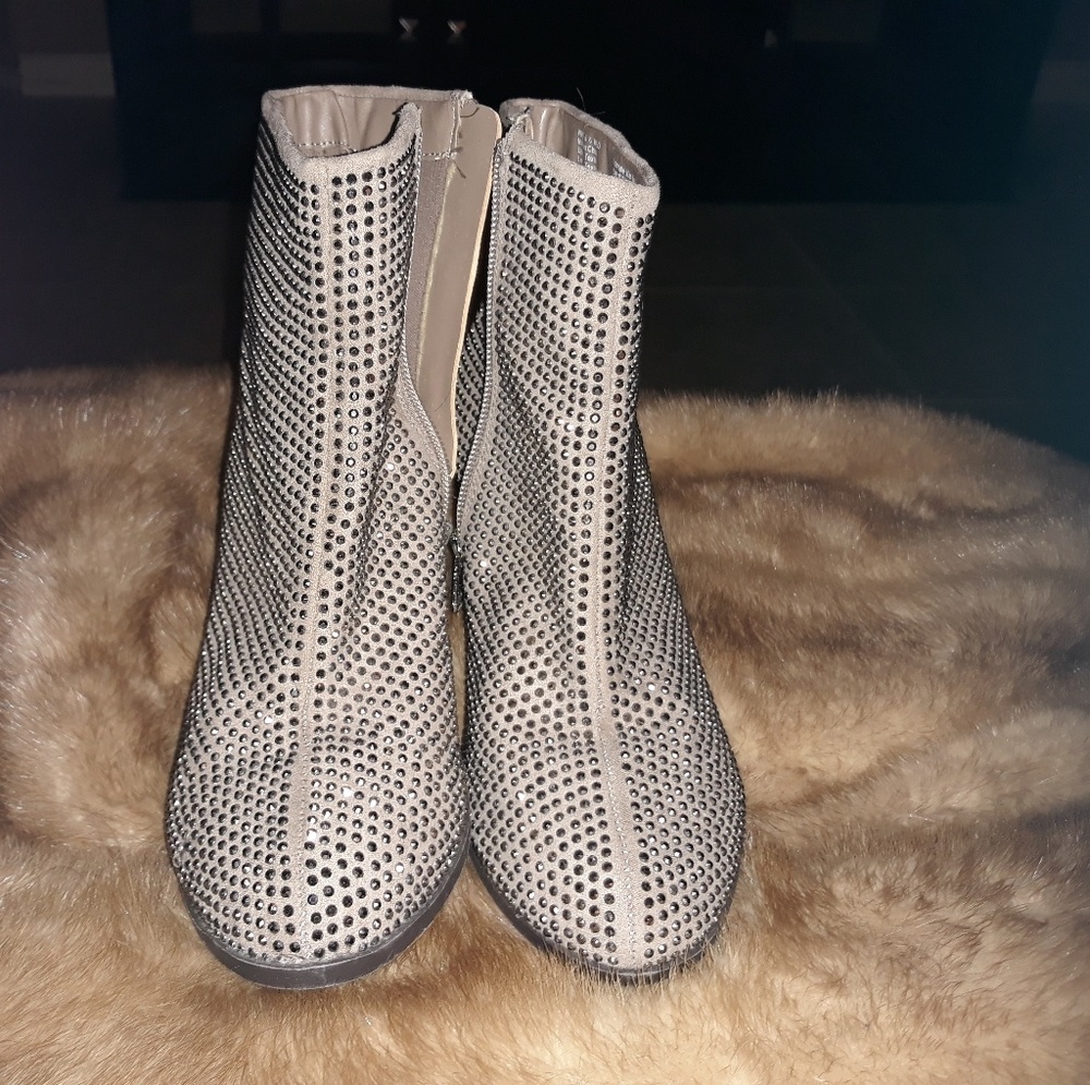 Juicy couture booties